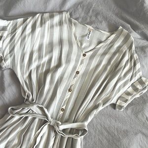 Grey stripe Button-Up Midi dress, with pockets, Size L